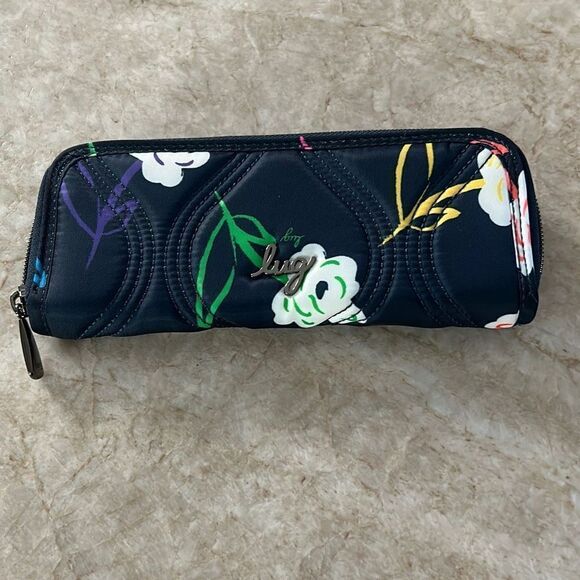 LUG Zip Around Wallet NWOT - Picture 2 of 8